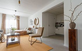 Cheap Stay On Hip Soedermalm - Construction Work